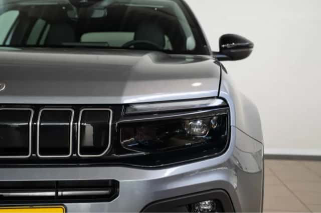 Jeep Avenger (2025) thumbnail 2