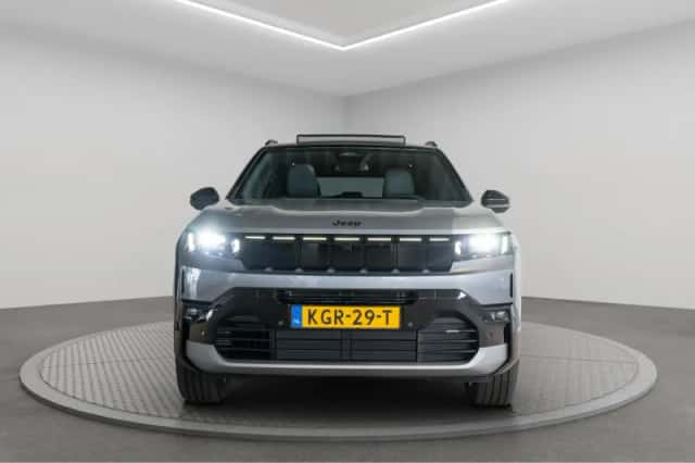 Jeep Compass (2026) thumbnail 3
