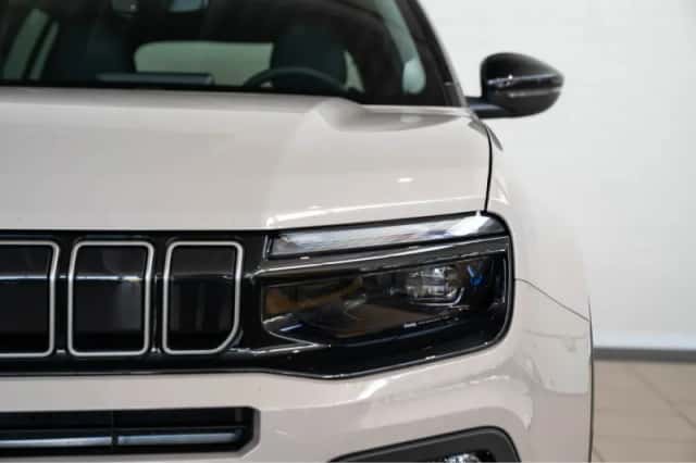 Jeep Avenger (2025) thumbnail 2