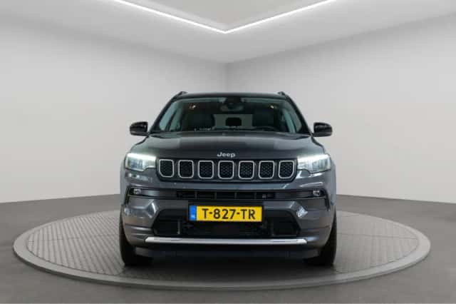 Jeep Compass (2023) thumbnail 2