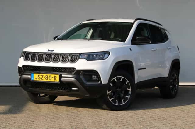 Jeep Compass (2023) thumbnail 1