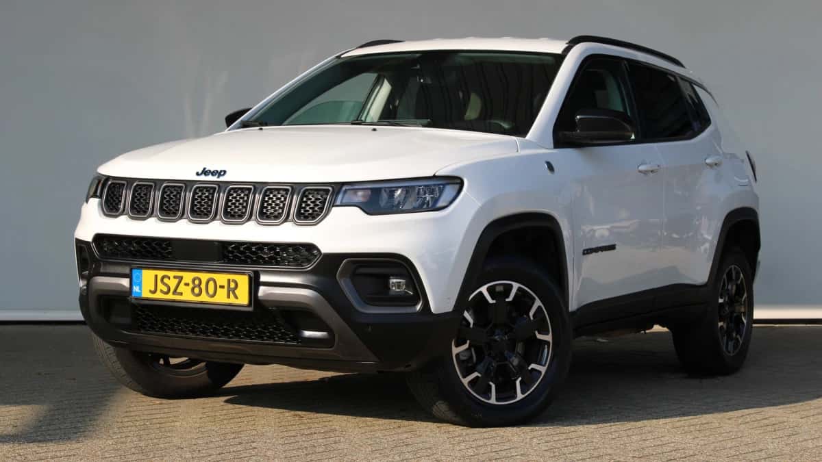 Jeep Compass (2023) — foto 1