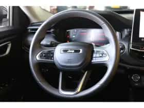 Jeep Compass (2023) thumbnail 17