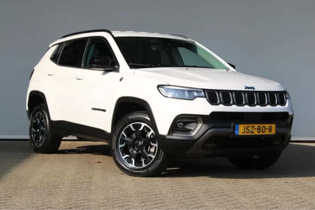 Jeep Compass (2023) thumbnail 4
