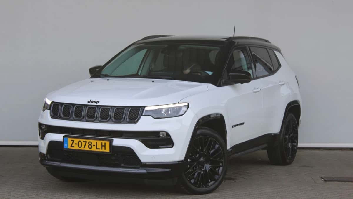 Jeep Compass (2023) — foto 1