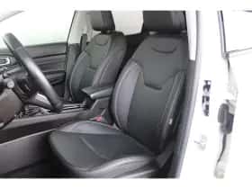 Jeep Compass (2023) thumbnail 17