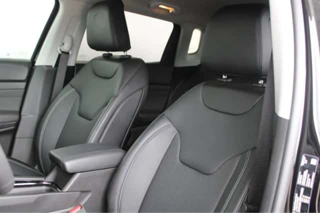 Jeep Compass (2025) thumbnail 3