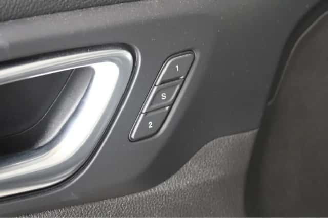 Jeep Compass (2025) thumbnail 4