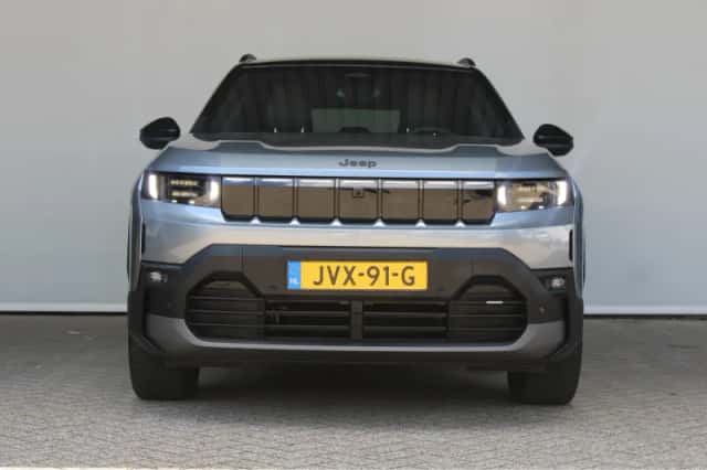 Jeep Compass (2026) thumbnail 2