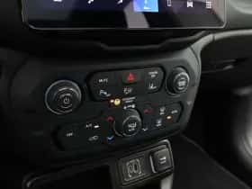 Jeep Renegade (2025) thumbnail 19