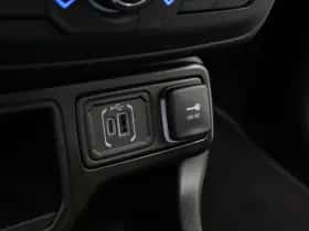 Jeep Renegade (2025) thumbnail 21
