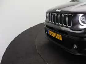 Jeep Renegade (2025) thumbnail 31
