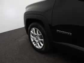Jeep Renegade (2025) thumbnail 32