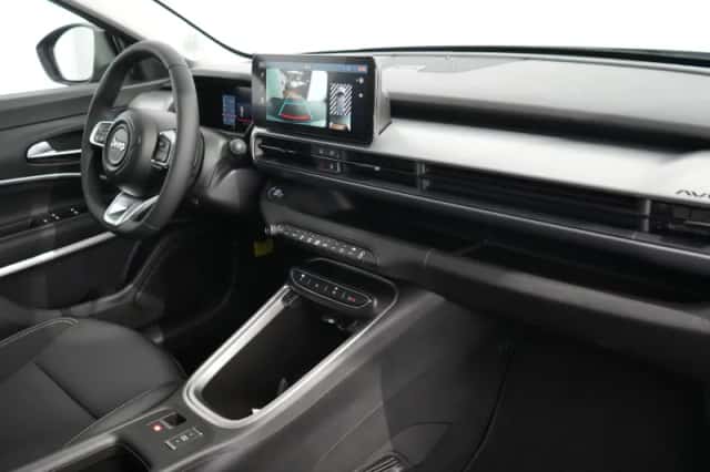 Jeep Avenger (2025) thumbnail 3