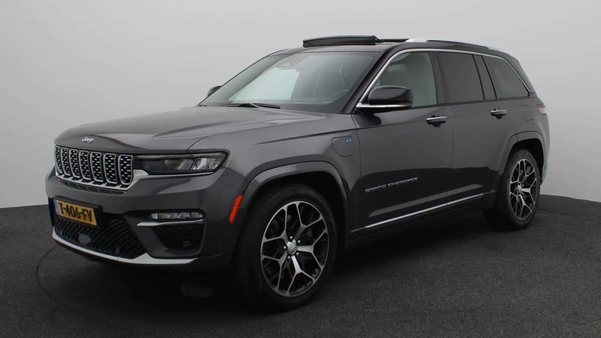 Jeep Grand Cherokee (2023) — foto 1