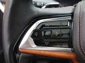 Jeep Grand Cherokee (2023) thumbnail 24