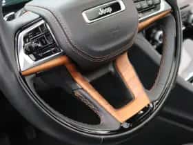 Jeep Grand Cherokee (2023) thumbnail 28