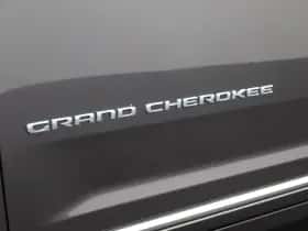 Jeep Grand Cherokee (2023) thumbnail 44