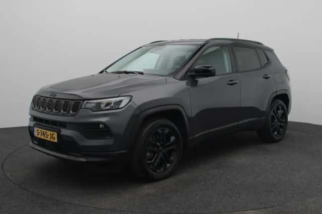 Jeep Compass (2023) thumbnail 1