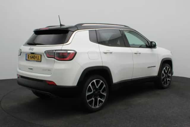 Jeep Compass (2021) thumbnail 2