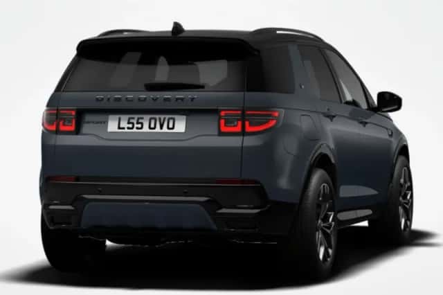 Land Rover Discovery Sport (2026) thumbnail 3