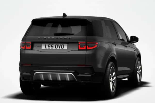 Land Rover Discovery Sport (2025) thumbnail 3