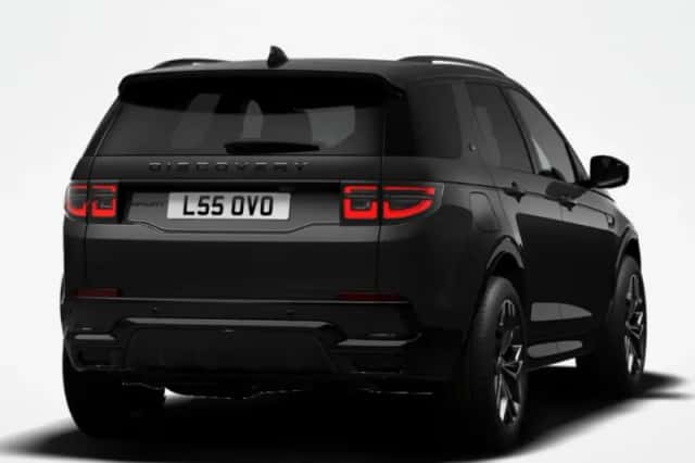 Land Rover Discovery Sport (2025) thumbnail 3
