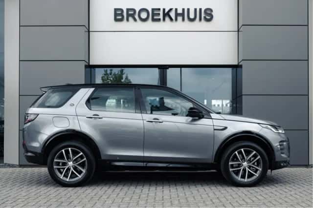 Land Rover Discovery Sport (2024) thumbnail 5