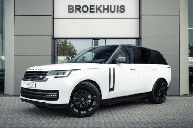 Land Rover Range Rover (2024) thumbnail 1