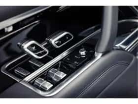 Land Rover Range Rover (2024) thumbnail 16