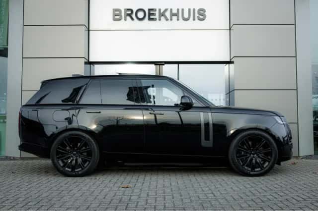 Land Rover Range Rover (2025) thumbnail 4