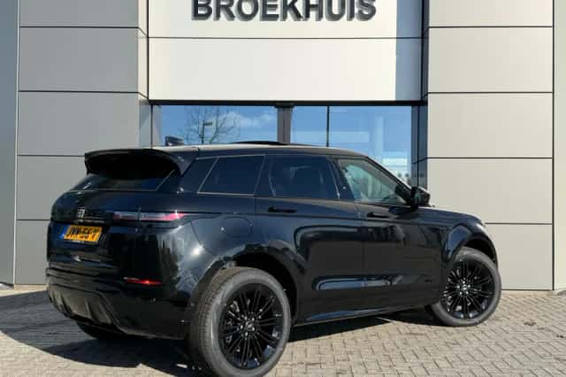 Land Rover Range Rover Evoque (2026) thumbnail 4