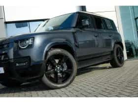Land Rover Defender (2023) thumbnail 2