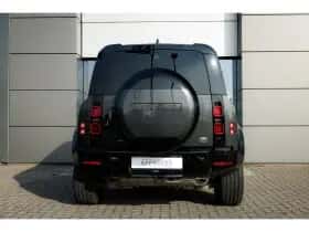 Land Rover Defender (2023) thumbnail 14
