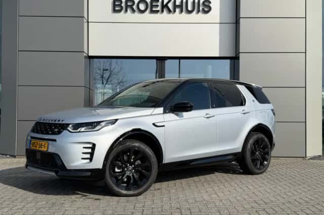 Land Rover Discovery Sport (2025) thumbnail 1