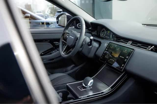 Land Rover Range Rover Evoque (2026) thumbnail 6