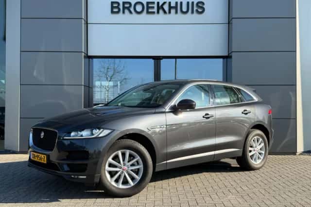 Jaguar F-Pace (2019) thumbnail 1