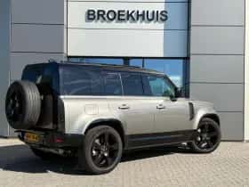 Land Rover Defender (2025) thumbnail 5