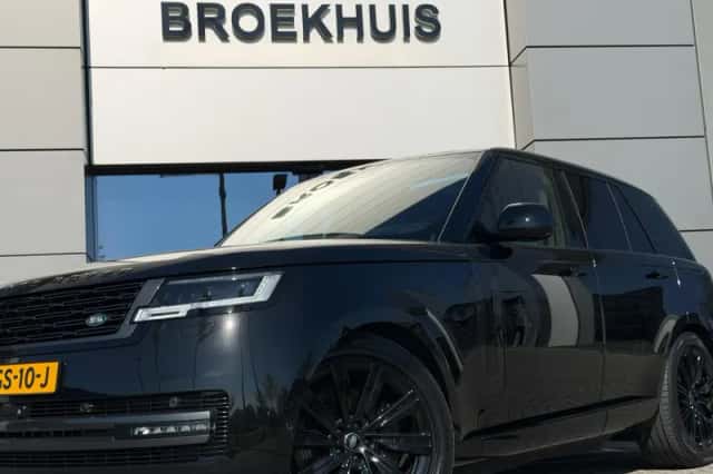 Land Rover Range Rover (2023) thumbnail 2