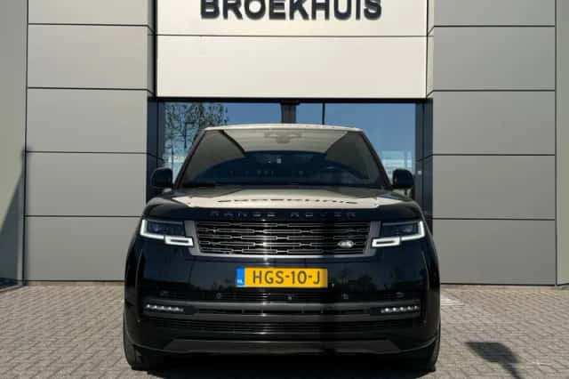 Land Rover Range Rover (2023) thumbnail 3