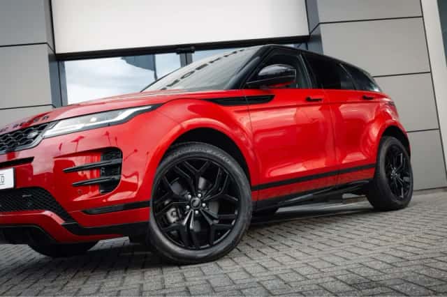 Land Rover Range Rover Evoque (2022) thumbnail 2