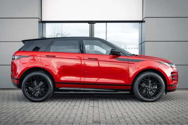 Land Rover Range Rover Evoque (2022) thumbnail 3