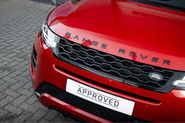 Land Rover Range Rover Evoque (2022) thumbnail 5