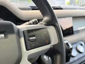 Land Rover Defender (2023) thumbnail 21