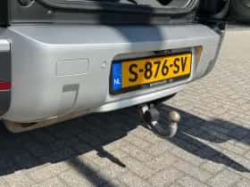 Land Rover Defender (2023) thumbnail 25