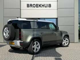 Land Rover Defender (2023) thumbnail 5