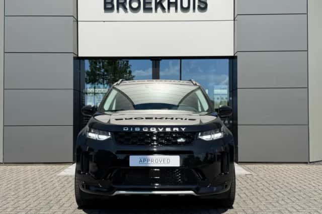 Land Rover Discovery Sport (2025) thumbnail 3