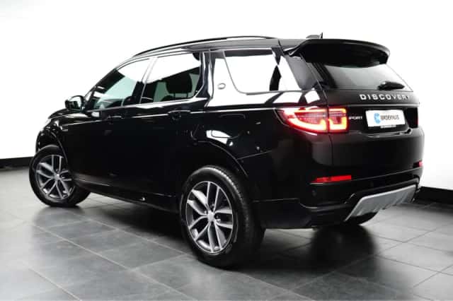 Land Rover Discovery Sport (2025) thumbnail 4
