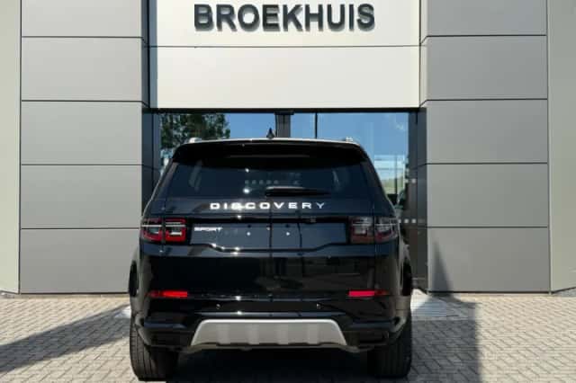 Land Rover Discovery Sport (2025) thumbnail 4