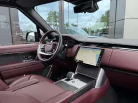 Land Rover Range Rover (2024) thumbnail 12